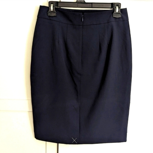 ANN TAYLOR | Factory Navy Blue Lined  Pencil Skirt Size 0 - Picture 2 of 4